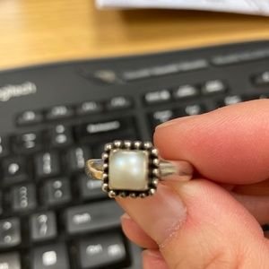 Size 7 Silpada silver and pearl ring